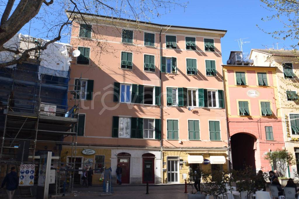 Appartamento in vendita a Genova piazza Giovanni Lerda, 1