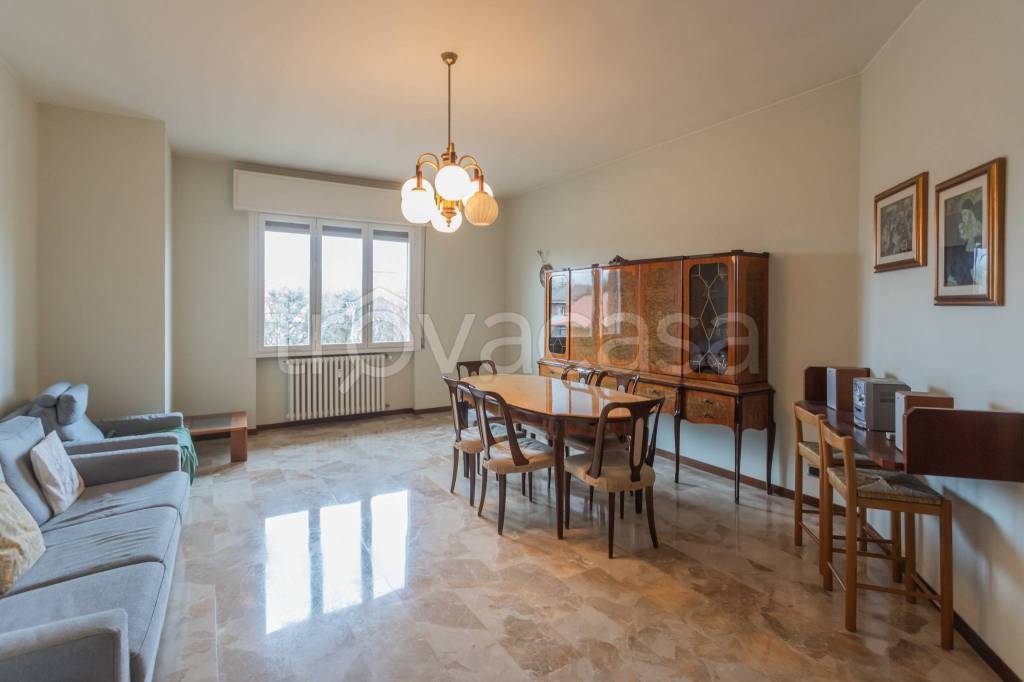 Appartamento in vendita a Desio via Gabriele d'Annunzio, 70
