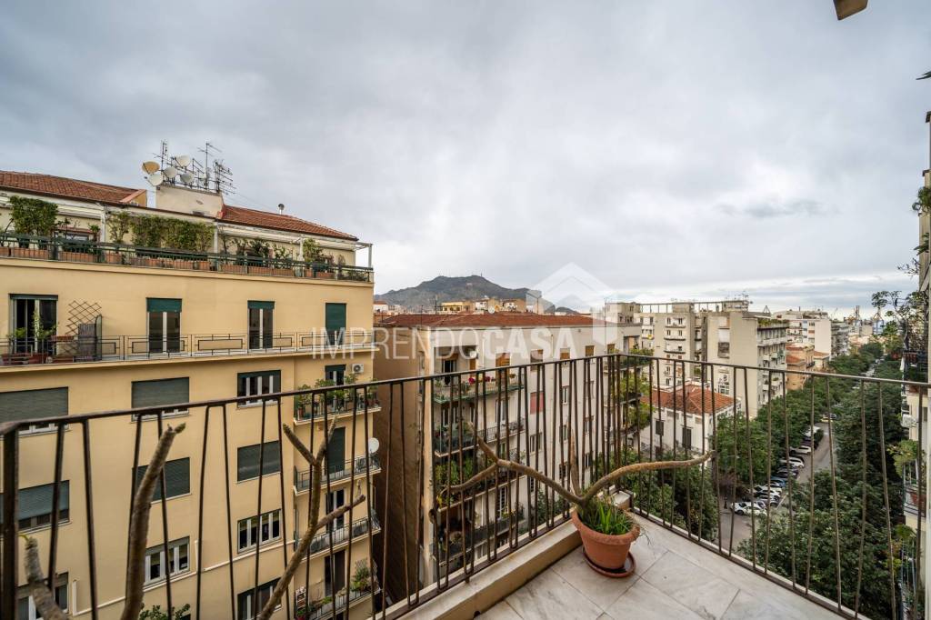 Appartamento in vendita a Palermo via Enzo ed Elvira Sellerio