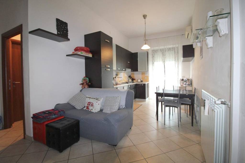 Appartamento in vendita a Pescara via Giuseppangelo Fonzi, 4