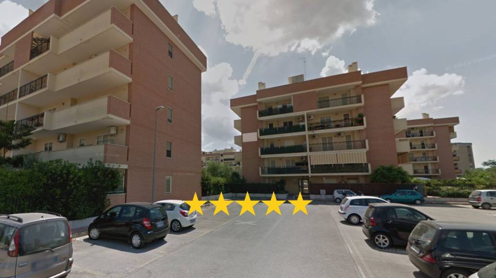 Appartamento all'asta a Taranto via Attica