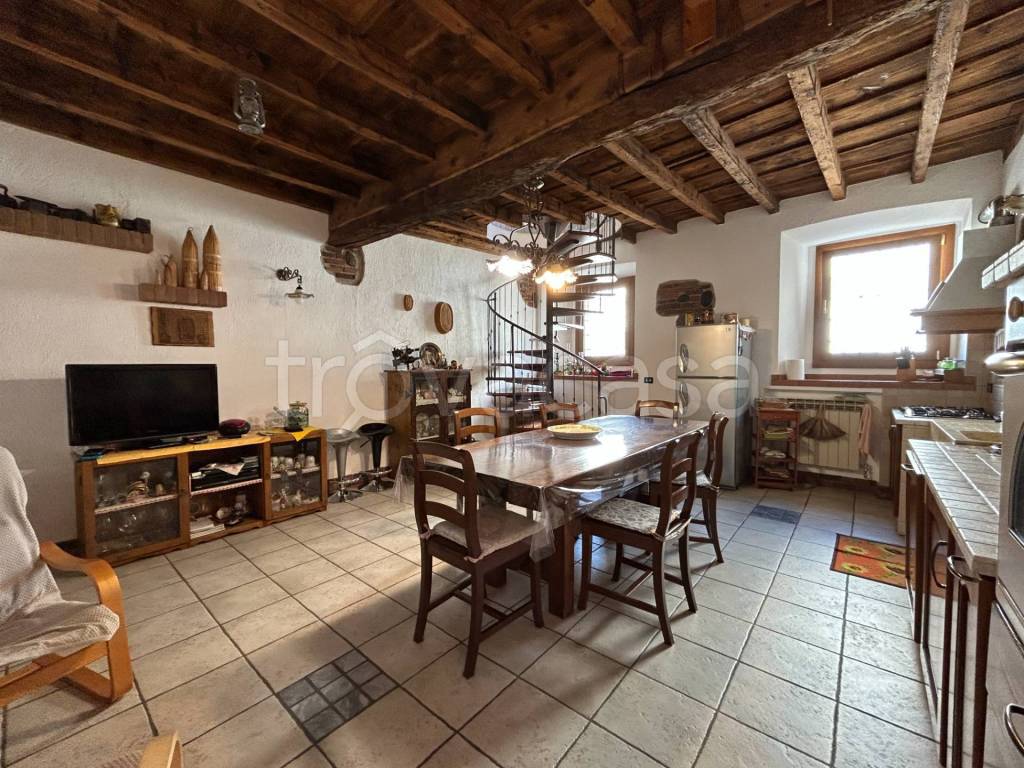 Appartamento in vendita a Fagnano Olona via san giovanni, 59