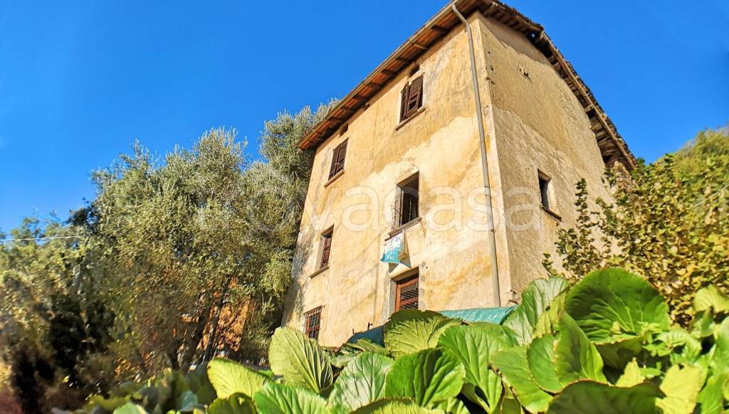 Casa Indipendente in vendita a San Siro frazione Pezzo