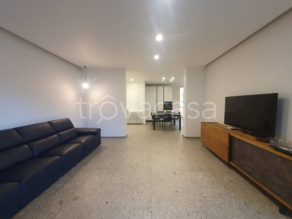 Appartamento in vendita a Brindisi via Montebello, 17