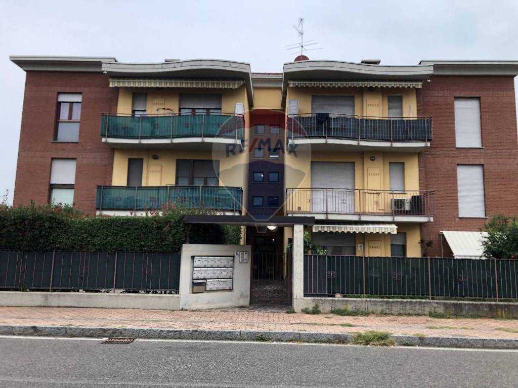 Appartamento all'asta a Bonate Sopra via g. Carducci, 44