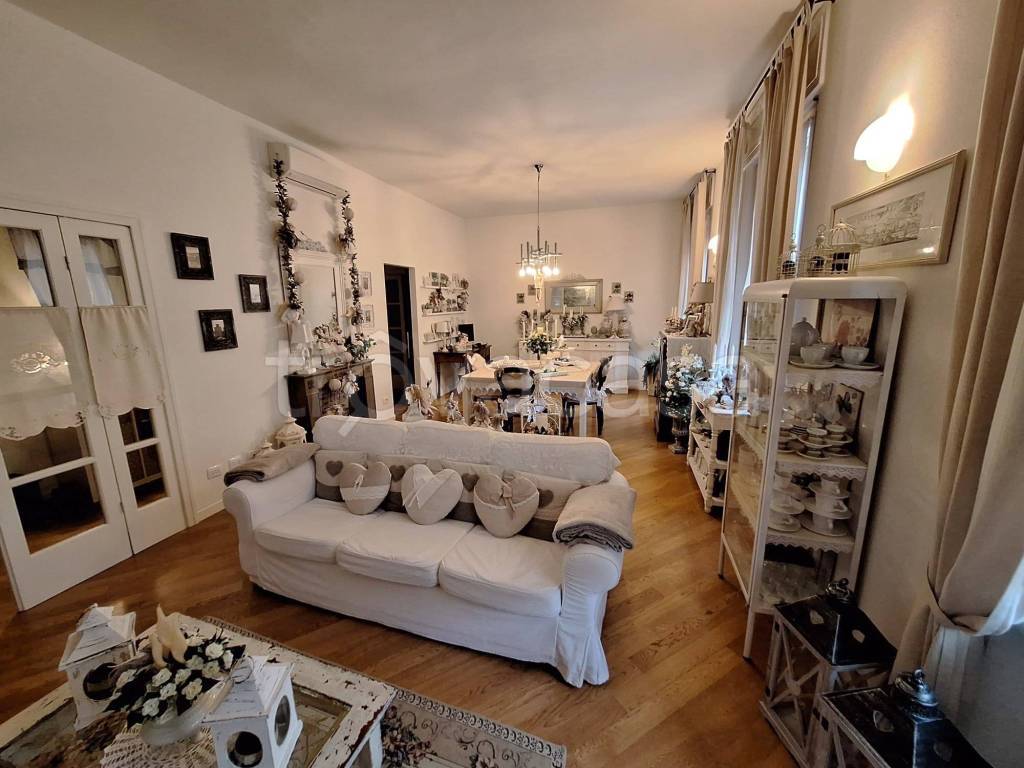 Appartamento in affitto a Parma via Giambattista Borghesi