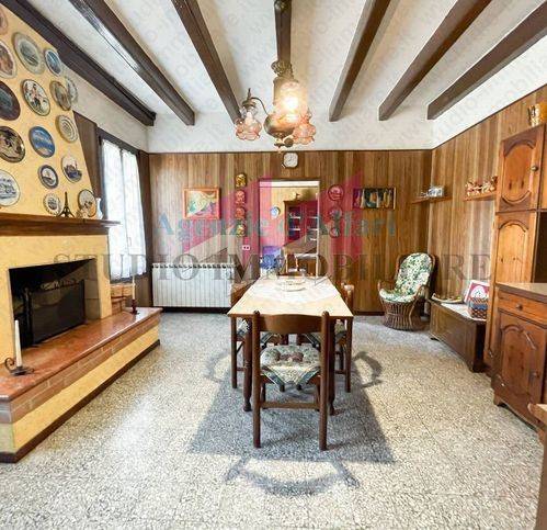Villa a Schiera in vendita a Calto via Felice Cavallotti 78