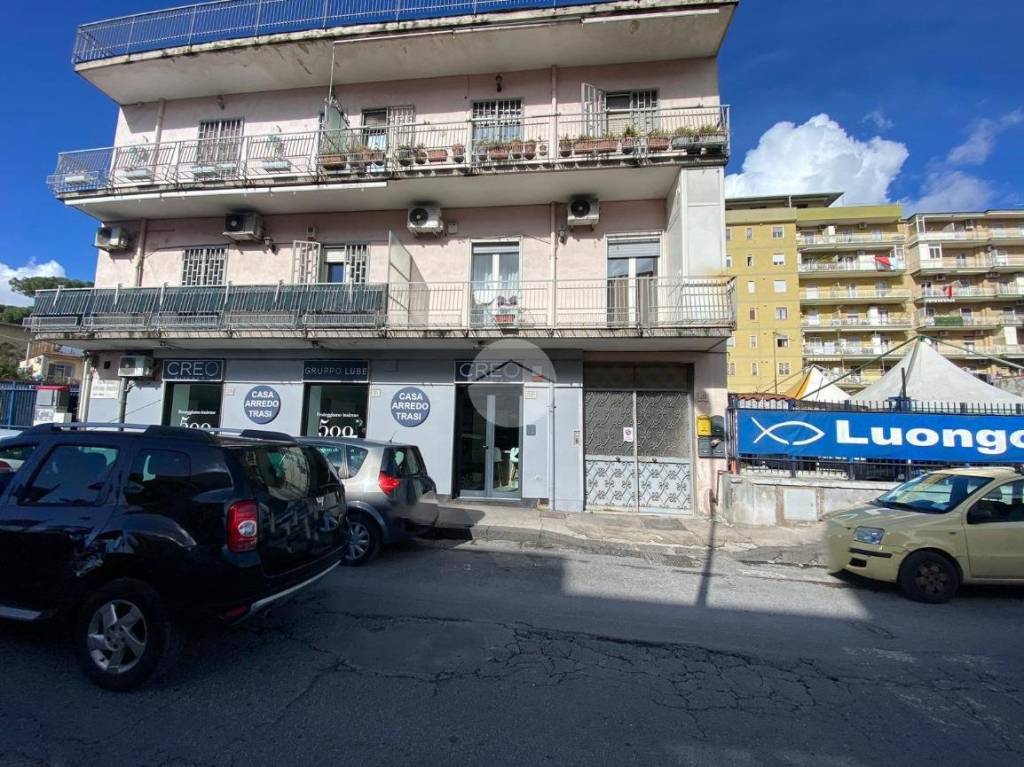 Appartamento in vendita a Napoli via Provinciale Montagna Spaccata, 266