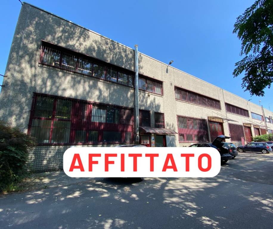 Capannone Industriale in affitto a Buccinasco