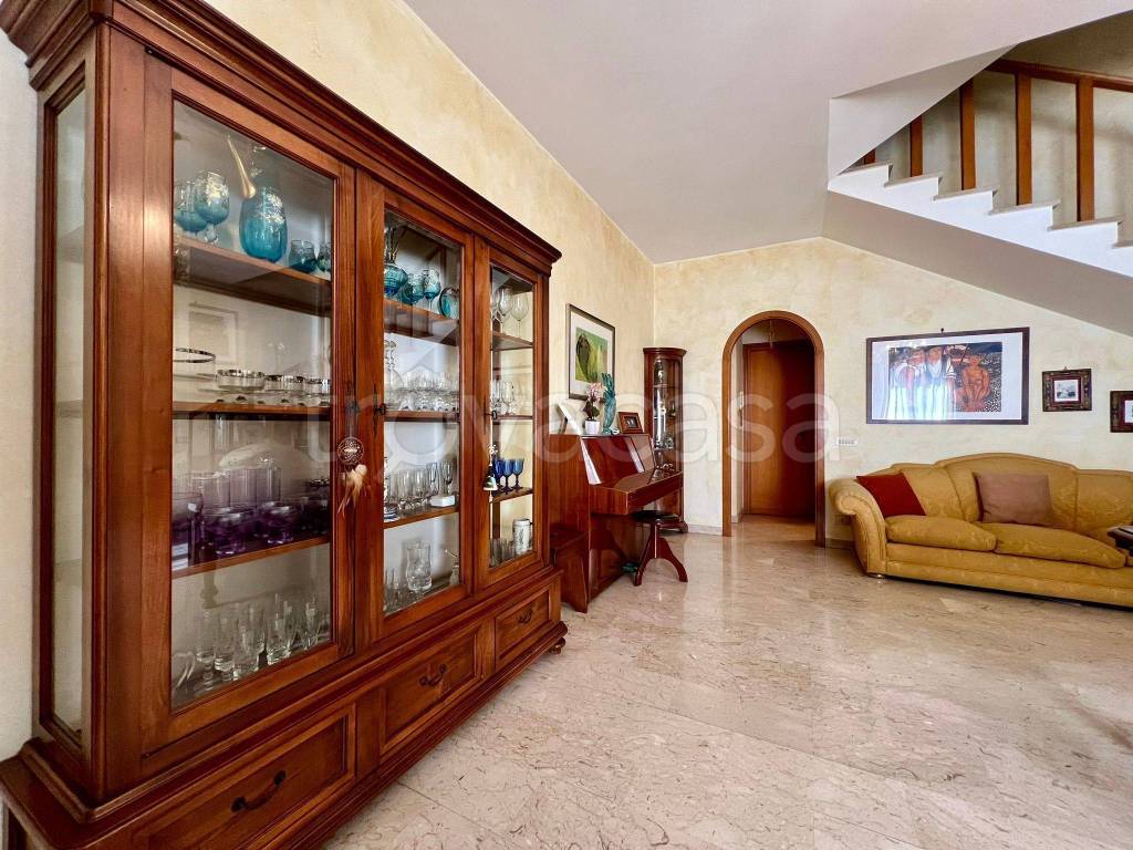 Villa Bifamiliare in in vendita da privato a Mentana via Claudio Monteverdi, 9
