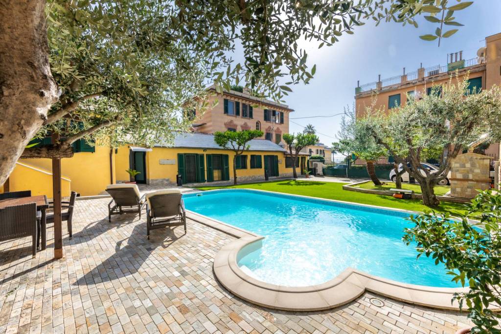 Villa in vendita a Genova via Ghirardelli Pescetto