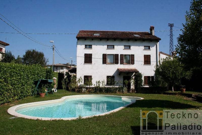 Villa Bifamiliare in affitto a Vicenza