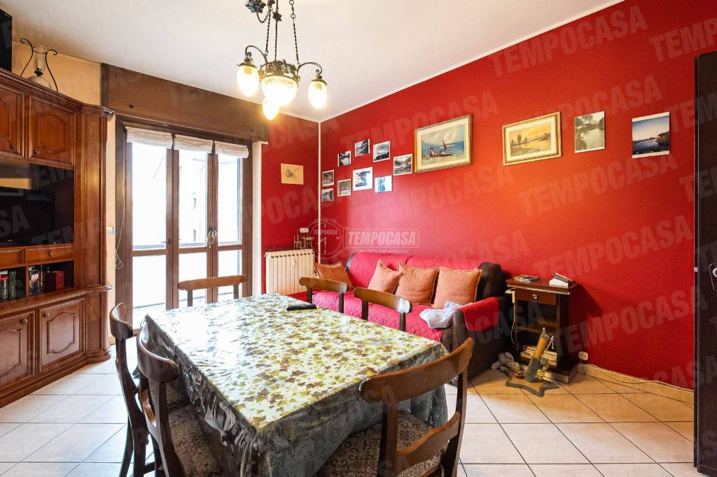 Appartamento in vendita a Giussano via Alfredo Catalani, 46
