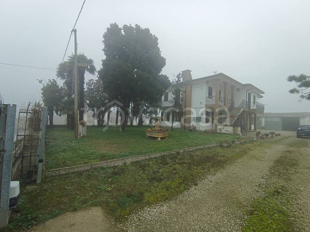 Villa in vendita a Chioggia via Vecchia Romea