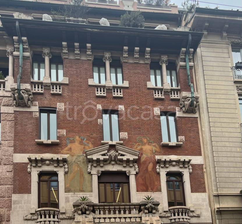 Ufficio in affitto a Milano via Wolfgang Amadeus Mozart, 21