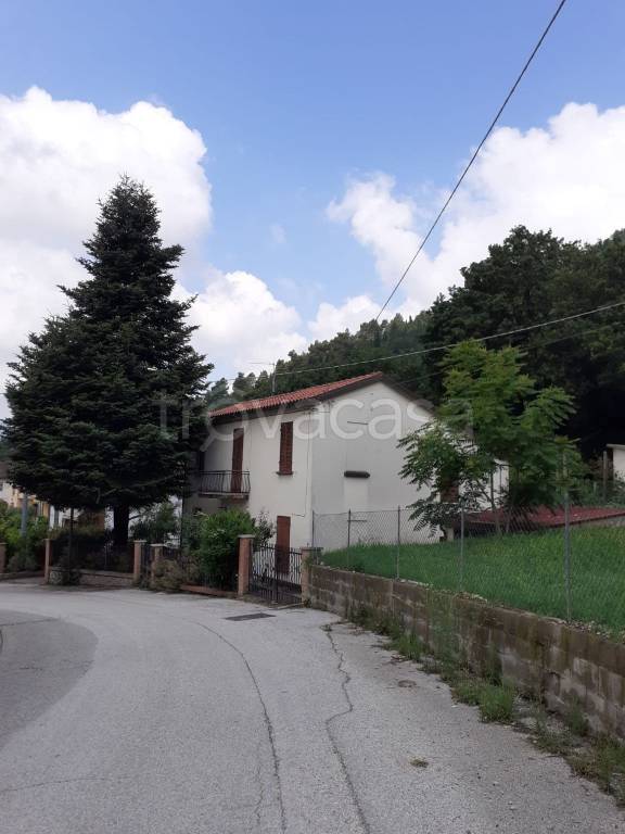 Villa Bifamiliare in in vendita da privato a Novafeltria località Uffogliano, 49