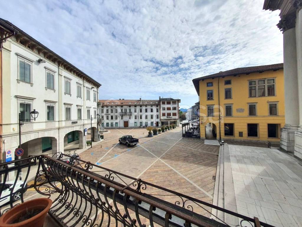 Appartamento in vendita a Tolmezzo via Cavour