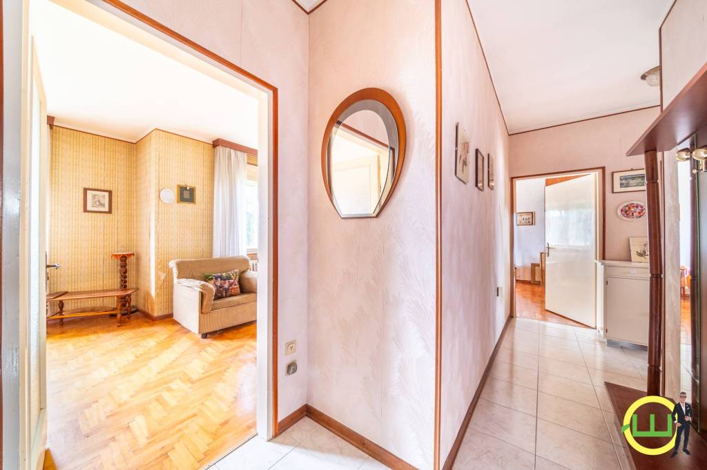 Appartamento in vendita a Cormons via Ippolito Nievo, 9