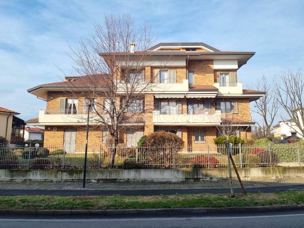 Appartamento in vendita a Cesano Maderno via Molino Arese, 65