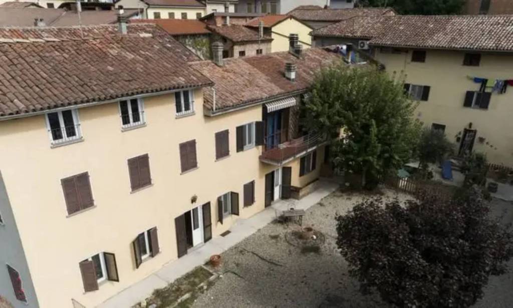Villa in vendita a Fubine Monferrato via p. Longo, 37 /