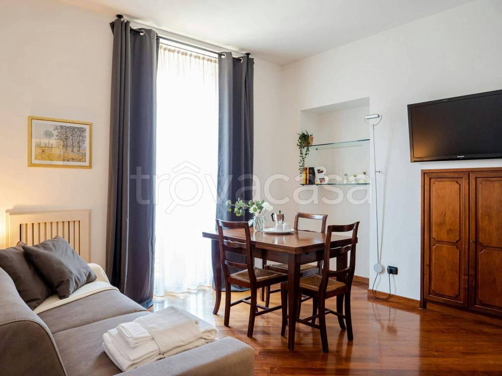 Appartamento in affitto a Milano viale Lunigiana