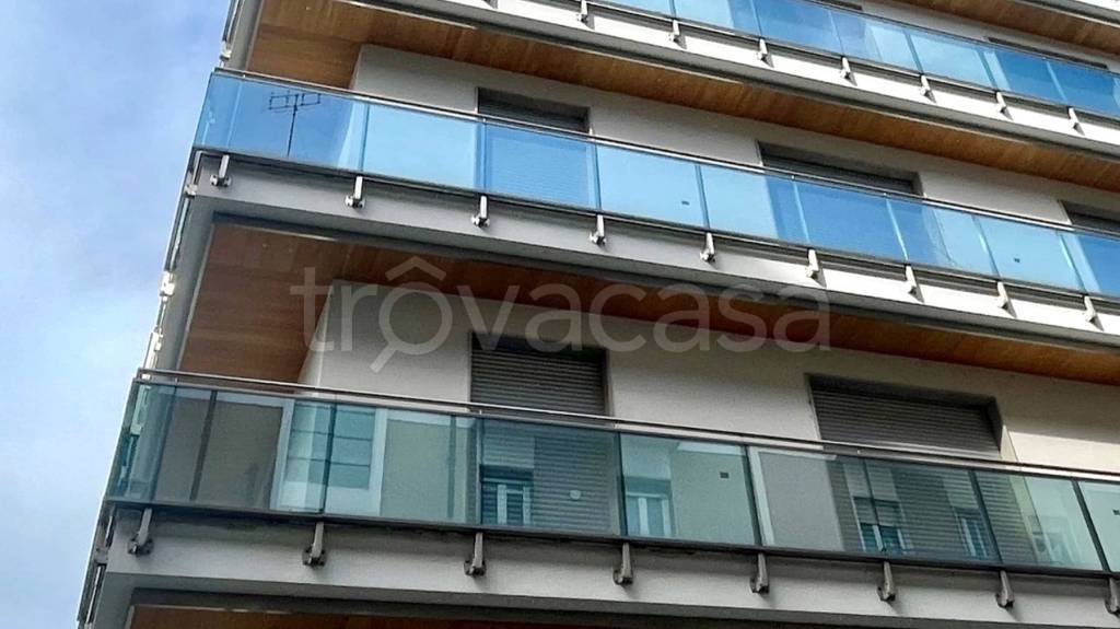 Appartamento in vendita a Cuneo via Michele Coppino, 4, 12100