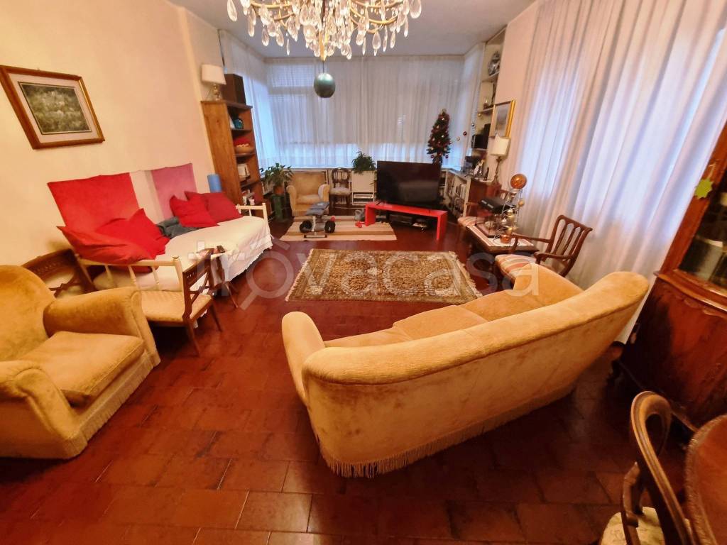 Appartamento in vendita a Padova via Livorno