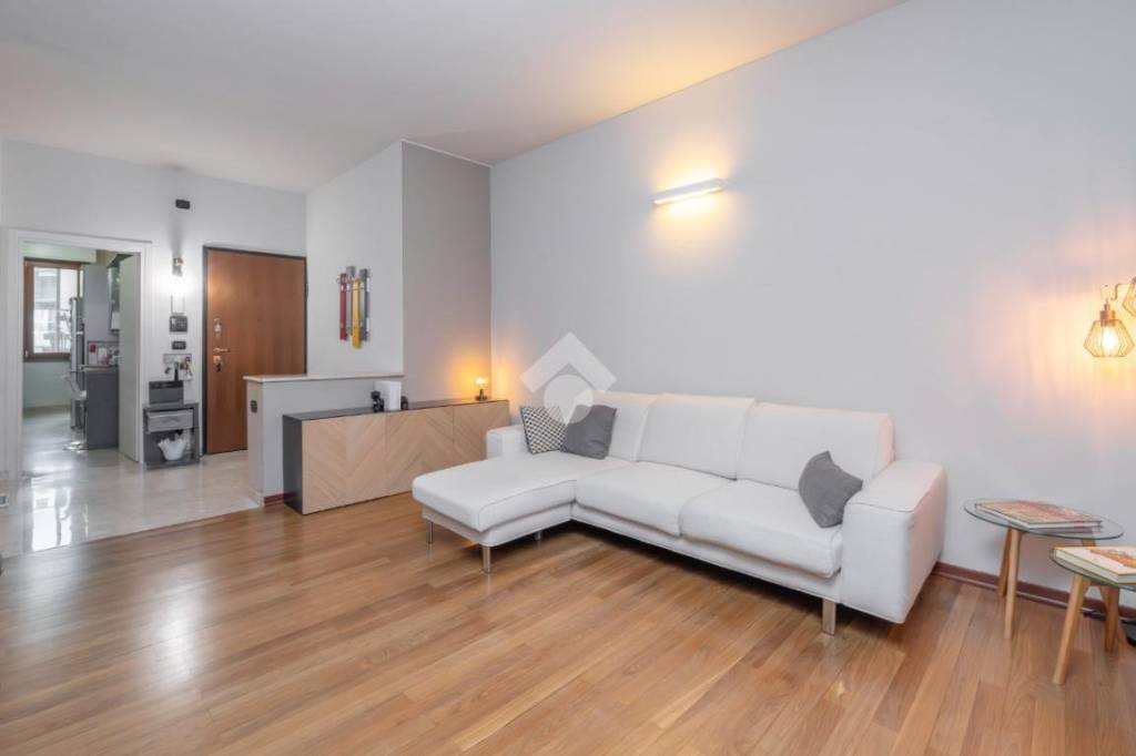 Appartamento in vendita a Torino c.So Trapani, 48