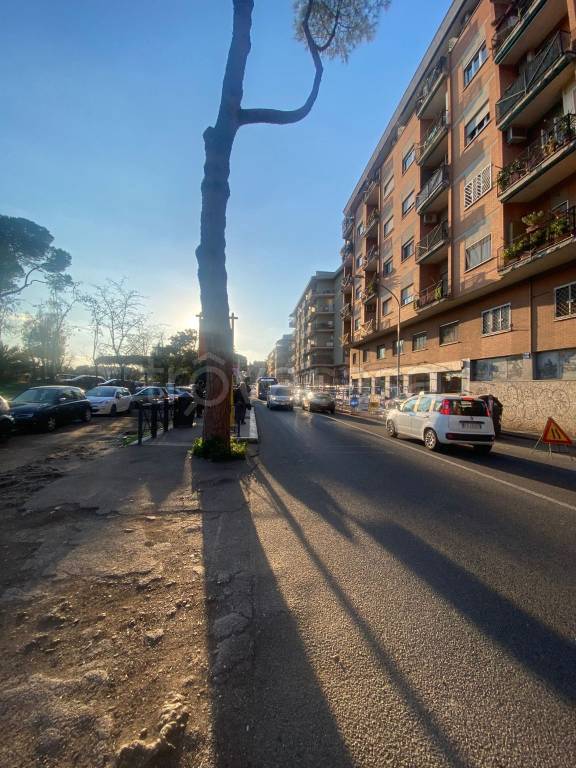 Appartamento in vendita a Roma via Nomentana