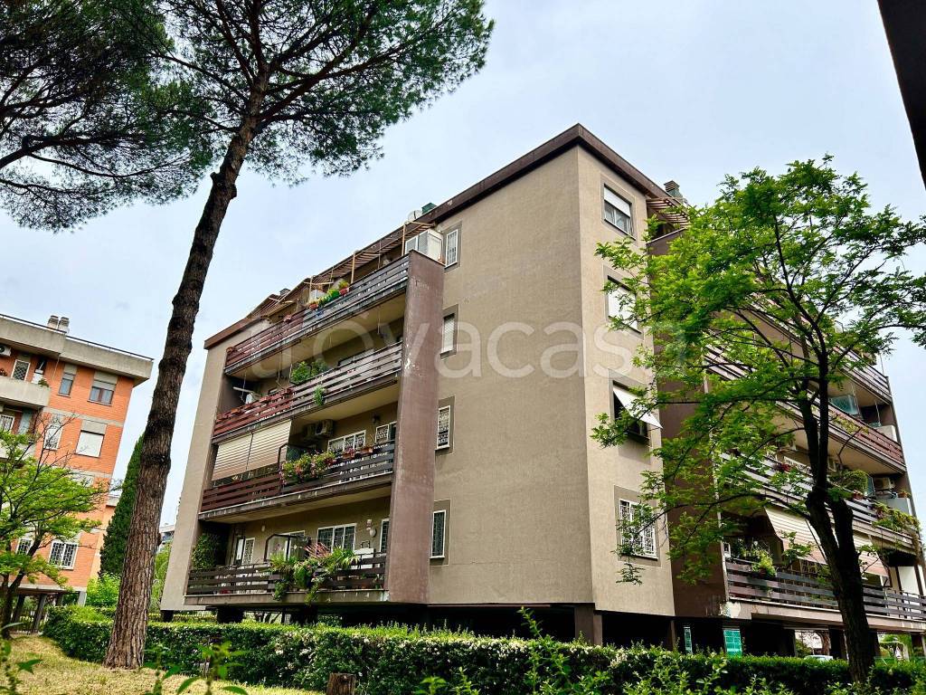 Appartamento in vendita a Roma viale Bruno Pelizzi, 31