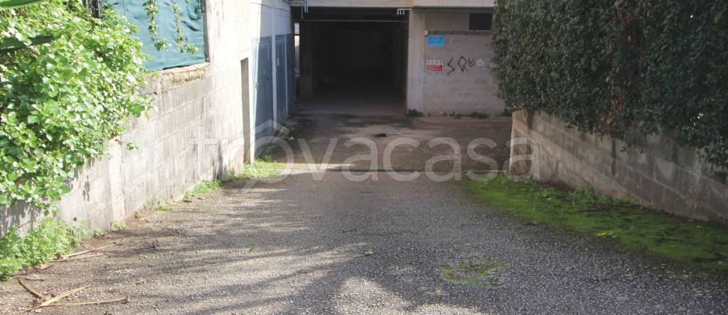 Garage in vendita a Nettuno via San Giacomo, 14