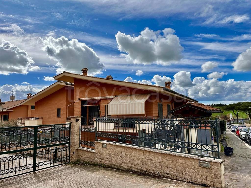 Appartamento in vendita a Marino viale della Repubblica, 285