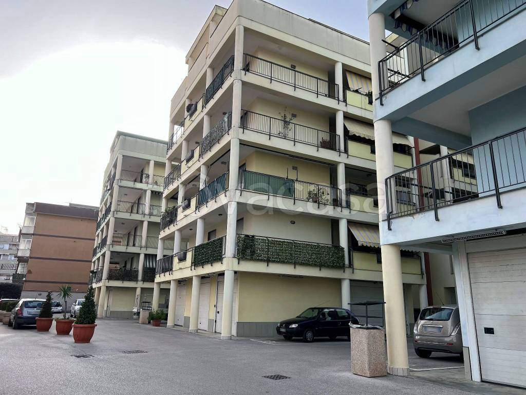 Appartamento in vendita a Volla via Vittorio Emanuele