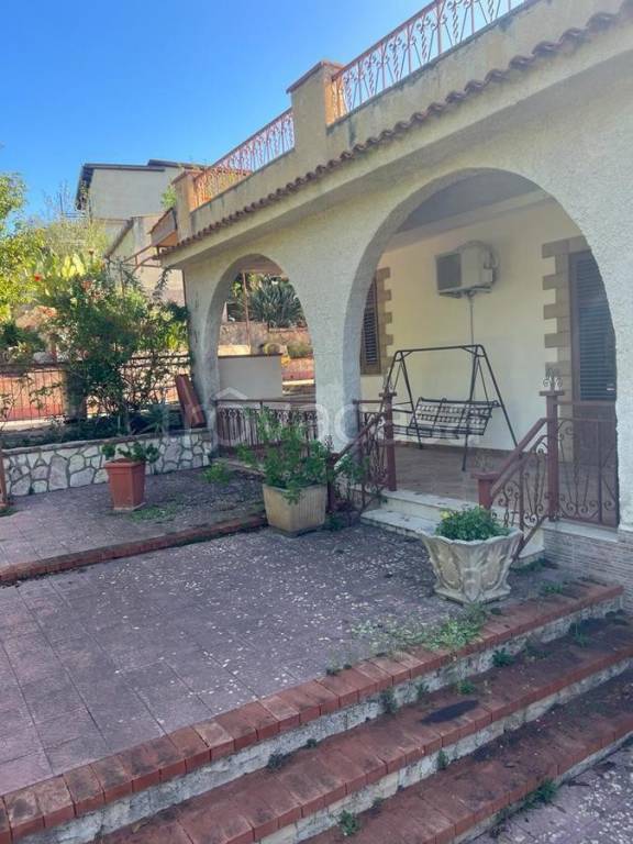 Villa in vendita a Belmonte Mezzagno via Valle Piraino, 3A