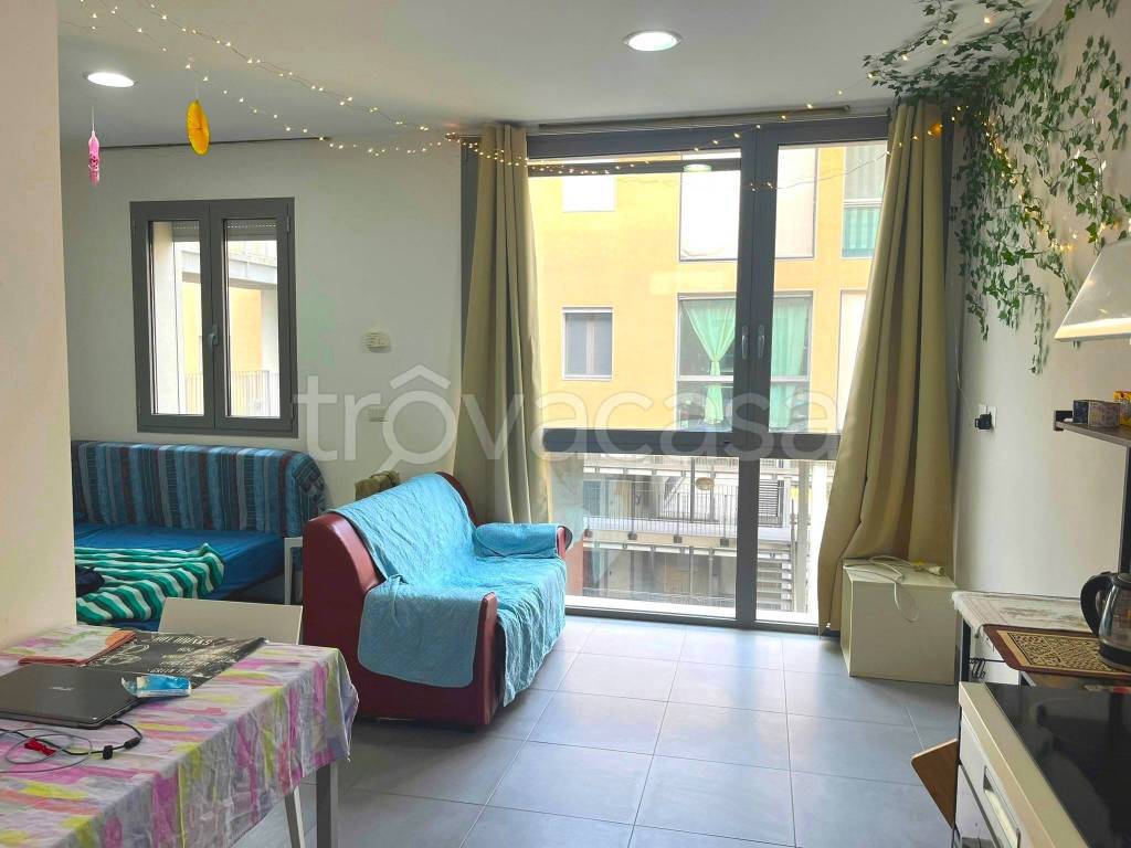 Appartamento in vendita a Pavia via Luigi Giulotto, 22