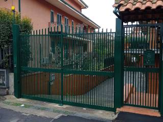 Appartamento in in vendita da privato a san giovanni la punta via pergusa, 3