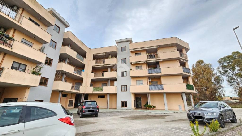 Appartamento in vendita a Latina str. Della Speranza, 154