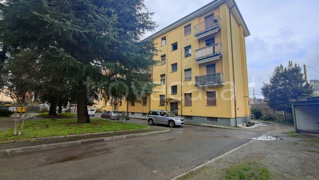 Appartamento in vendita a Rho via Magenta, 16