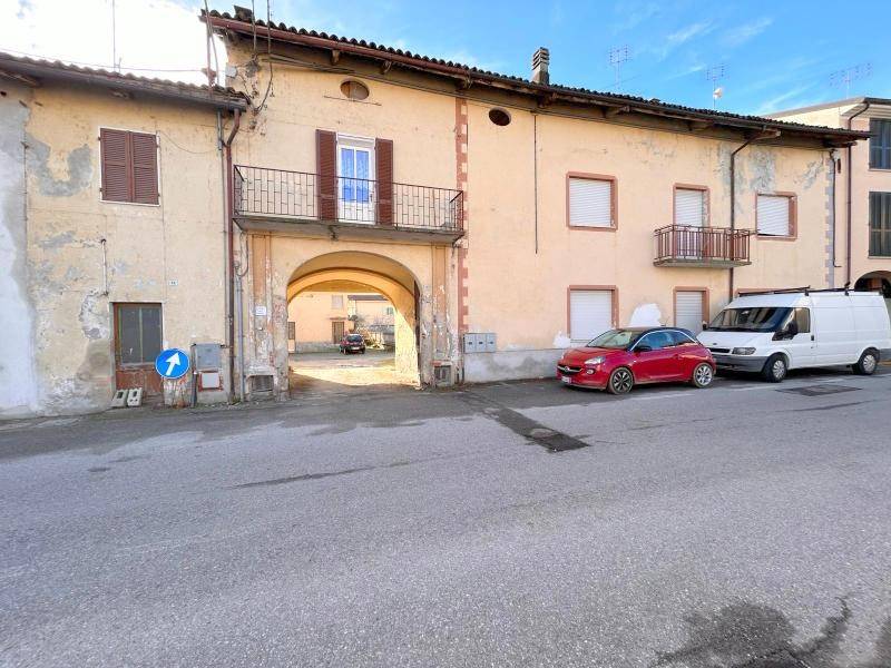 Casa Indipendente in vendita a Castelletto Stura via Guglielmo Marconi, 12