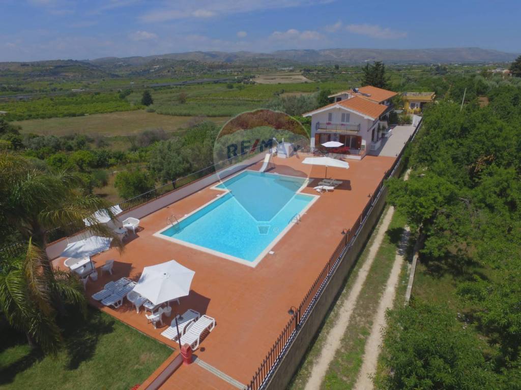 Villa in vendita a Noto contrada Falconara