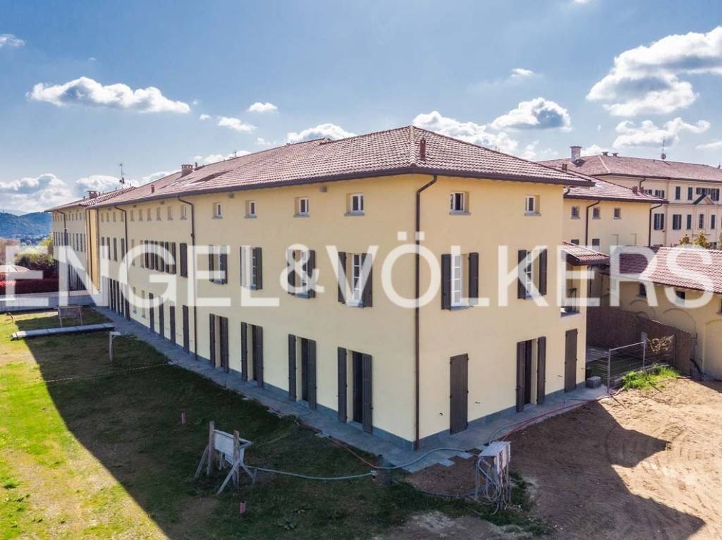 Appartamento in vendita a Montano Lucino via Lucino al Monte, 4