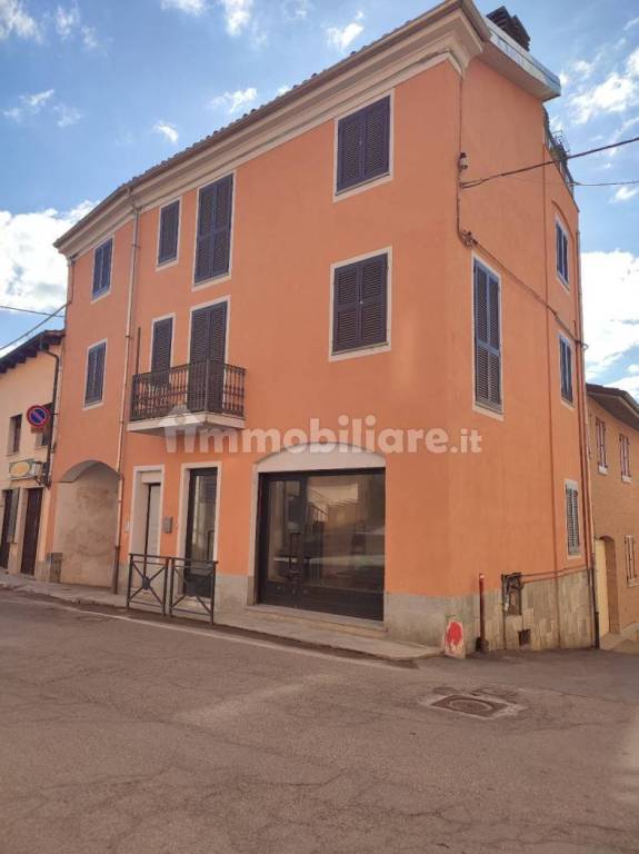 Casa Indipendente in vendita a Montemagno via Principessa Jolanda, 14