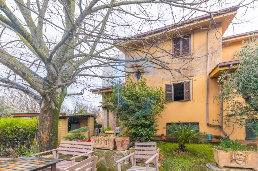 Appartamento in vendita a Monte Porzio Catone via 2 Giugno, 16