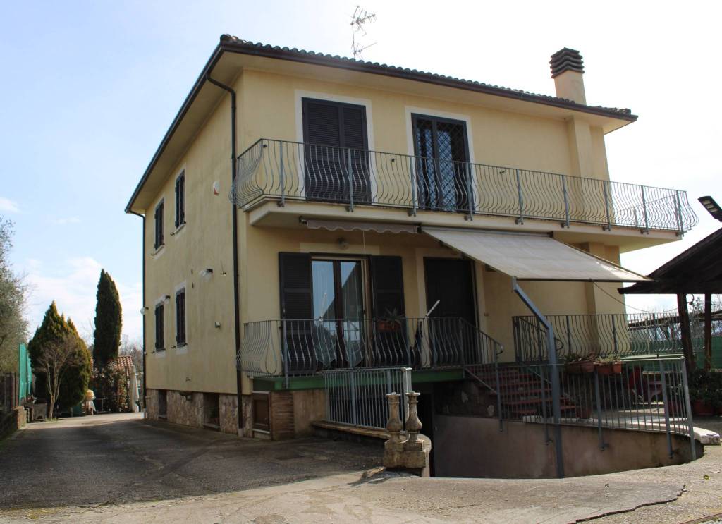 Villa in vendita a Palestrina via Colle dell'Arco