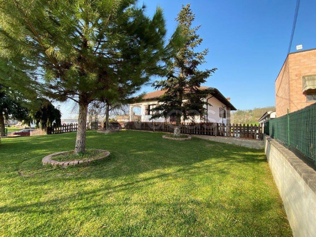 Villa Bifamiliare in vendita a Bergamasco viale Guglielmo Marconi, 37