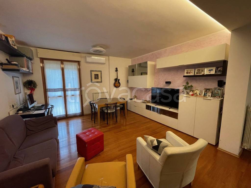 Appartamento in vendita a Perugia via Gioacchino Rossini, 60