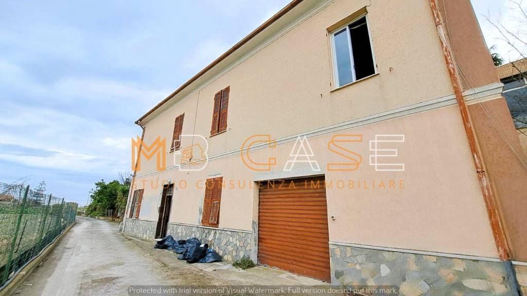 Villa Bifamiliare in vendita ad Albenga regione Rollo