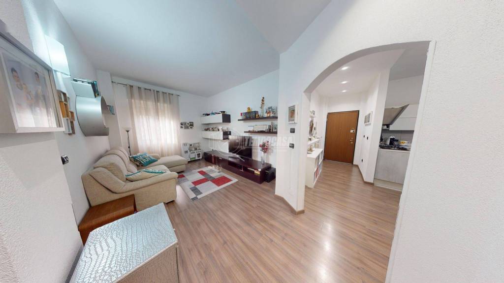 Appartamento in vendita a Bovisio-Masciago via Asiago 63