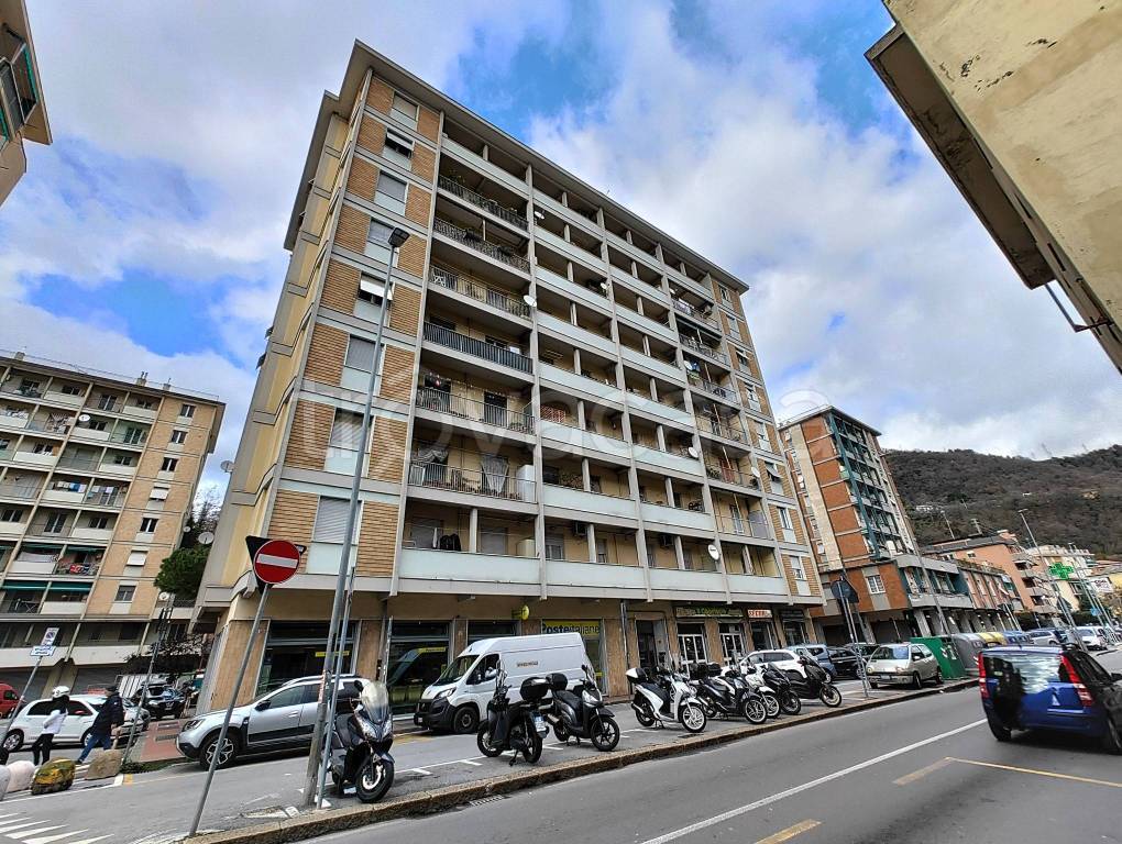 Appartamento in vendita a Genova via Molassana, 80