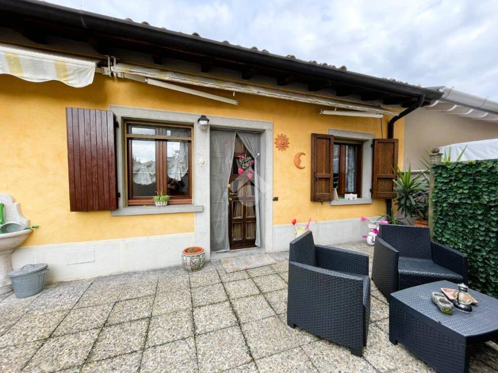 Appartamento in vendita a Chiari via Gian Battista Pedersoli, 24
